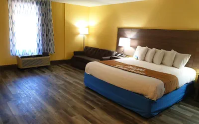Photo 5 - Days Inn by Wyndham Cleveland TN
