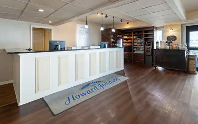 Photo 4 - Howard Johnson Plaza Hotel by Wyndham Ocean City Oceanfront