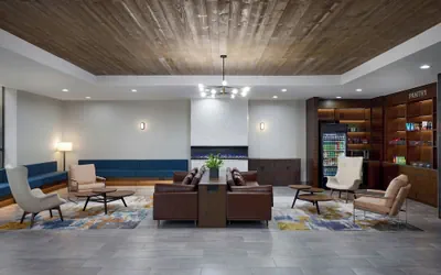 Photo 4 - Four Points by Sheraton Englewood
