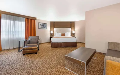 Photo 2 - Best Western Plus Mill Creek Inn