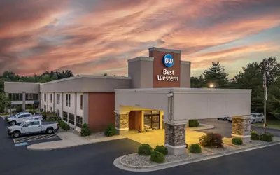 Photo 2 - Best Western Delta Inn