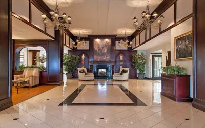 Photo 3 - Park Pointe Hotel