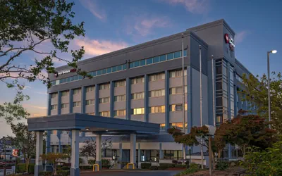 Photo 2 - Best Western Plus Downtown Tacoma