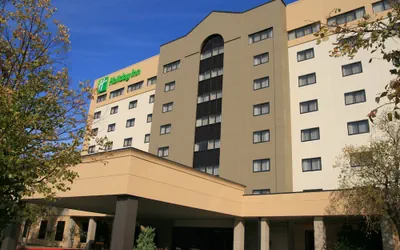 Photo 2 - Holiday Inn Springdale/Fayetteville Area by IHG