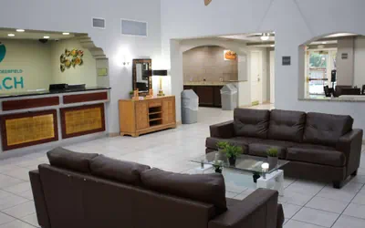 Photo 3 - Boca Suites Deerfield Beach, SureStay Collection by BW