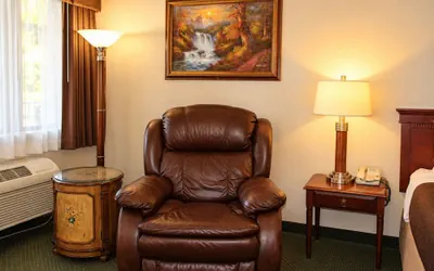 Photo 5 - O'cairns Inn & Suites