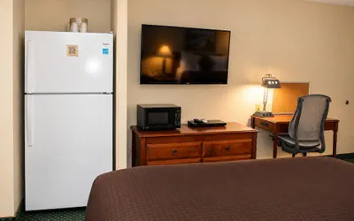 Photo 3 - O'cairns Inn & Suites