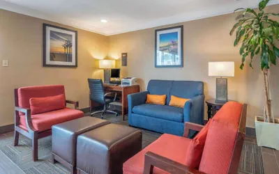 Photo 4 - Comfort Inn Santa Monica - West Los Angeles