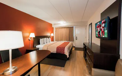 Photo 5 - Red Roof Inn Benton Harbor - St Joseph