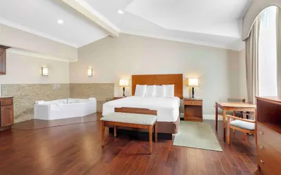 Photo 2 - Best Western Oxnard Inn