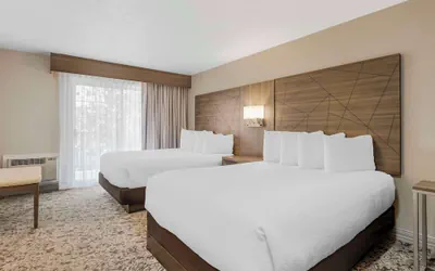 Photo 2 - Best Western Plus Grand Manor Inn
