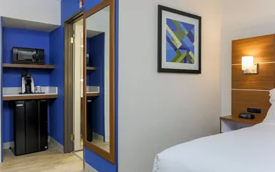 Photo 3 - Holiday Inn Express Milwaukee-West Medical Center by IHG