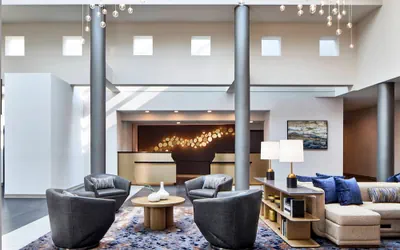 Photo 4 - Delta Hotels by Marriott Toledo
