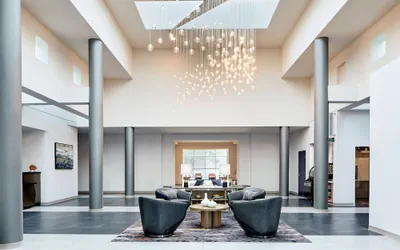 Photo 2 - Delta Hotels by Marriott Toledo