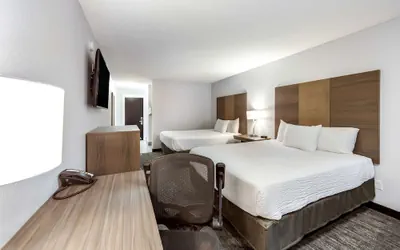 Photo 5 - Red Lion Inn & Suites Grants Pass