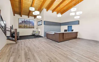 Photo 3 - Days Inn & Suites by Wyndham Mesa Near Phoenix
