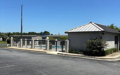 Clarion Pointe