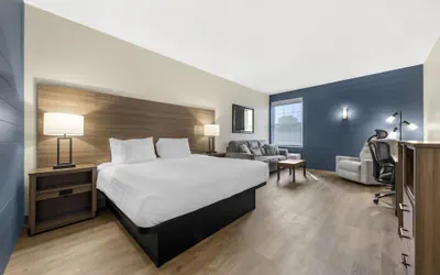 Photo 2 - Best Western Plus Revere Inn & Suites