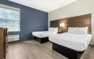 Photo 5 - Best Western Plus Revere Inn & Suites
