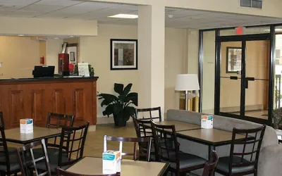 Photo 3 - Quality Inn Fredericksburg, Central Park Area
