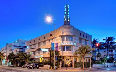 Photo 2 - Essex House By Clevelander