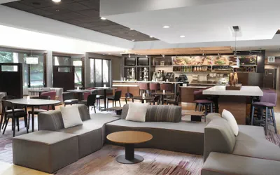 Photo 3 - Courtyard by Marriott Dallas Las Colinas