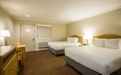 Photo 4 - Best Western Inn