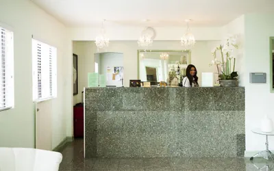 Photo 5 - Hollywood Celebrity Hotel