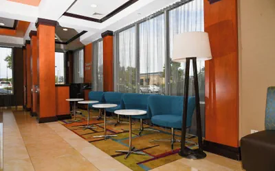 Photo 4 - Fairfield Inn & Suites Hartford Airport