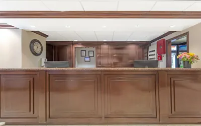 Photo 4 - Best Western Dulles Airport Inn
