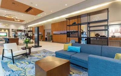 Photo 2 - Doubletree by Hilton Cedar Rapids Convention Complex
