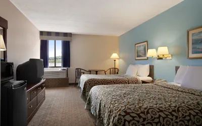 Photo 3 - Days Inn by Wyndham Reading Wyomissing