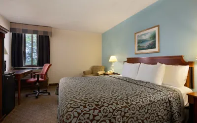Photo 4 - Days Inn by Wyndham Reading Wyomissing