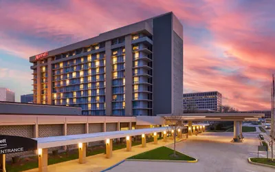 Photo 2 - Marriott Chicago O'Hare