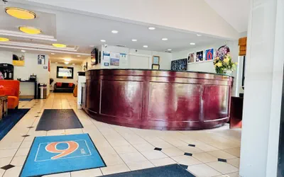 Photo 5 - Motel 6 Milford, CT