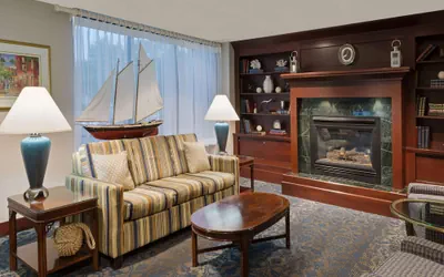 Photo 3 - Ramada by Wyndham Boston
