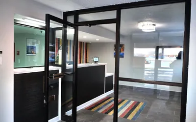 Photo 4 - Motel 6 Burnsville, MN