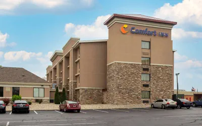 Photo 2 - Comfort Inn Hammond I-94