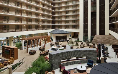 Photo 4 - Embassy Suites by Hilton San Francisco Airport Oyster Point