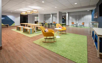 Photo 3 - Spark by Hilton Decatur