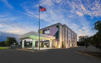 Spark by Hilton Decatur