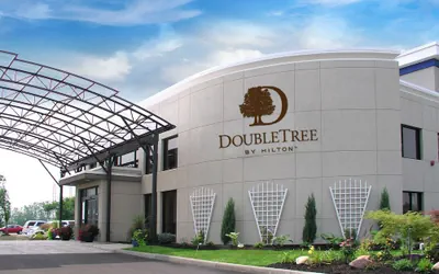 Photo 2 - DoubleTree by Hilton Hotel Buffalo - Amherst