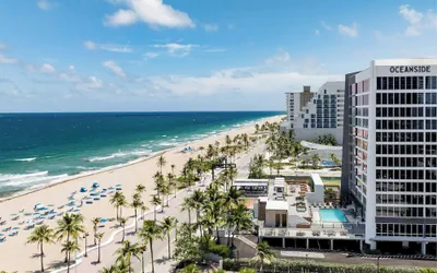 Photo 2 - Courtyard by Marriott Oceanside Fort Lauderdale Beach