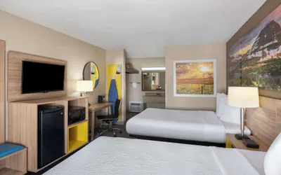 Photo 4 - Days Inn by Wyndham Klamath Falls