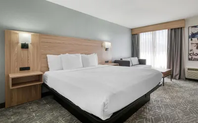 Photo 2 - Best Western Tomah Hotel