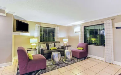 Photo 4 - La Quinta Inn by Wyndham and Conference Center San Angelo