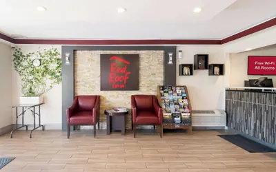 Photo 3 - Red Roof Inn Chattanooga - Lookout Mountain