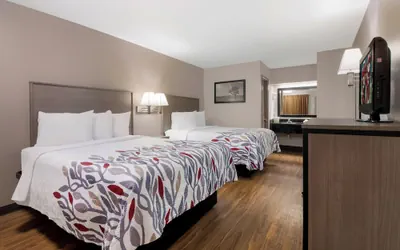 Photo 2 - Red Roof Inn Chattanooga - Lookout Mountain