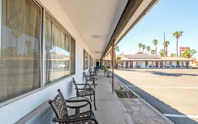 Photo 5 - Historic Coronado Motor Hotel by OYO