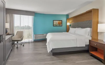 Photo 3 - Holiday Inn Charleston Riverview by IHG